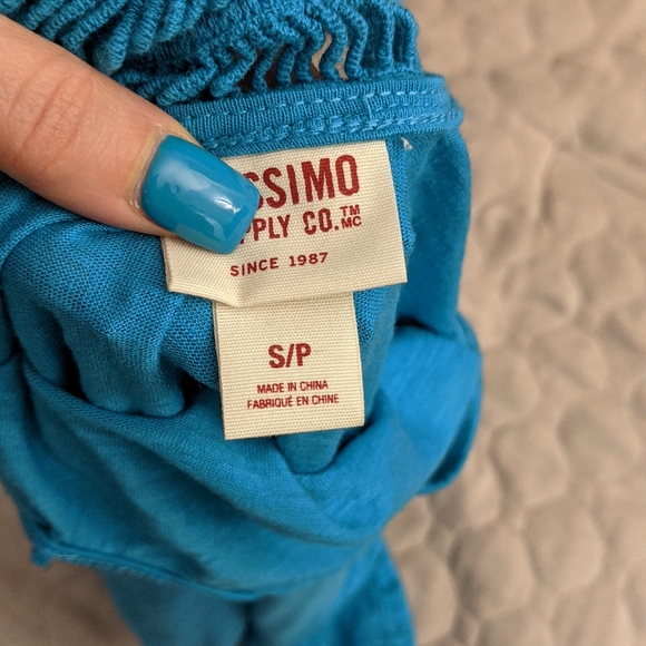 Mossimo Tank Top - Picture 3 of 4